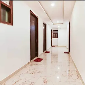 https://pop-hotel-airport-golden.hotelsdelhi.org